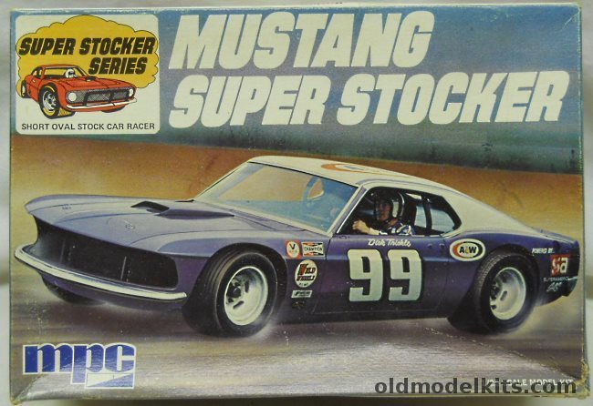 MPC 1/25 Ford Mustang Super Stocker Short Oval Track Racer, 1-2753 plastic model kit